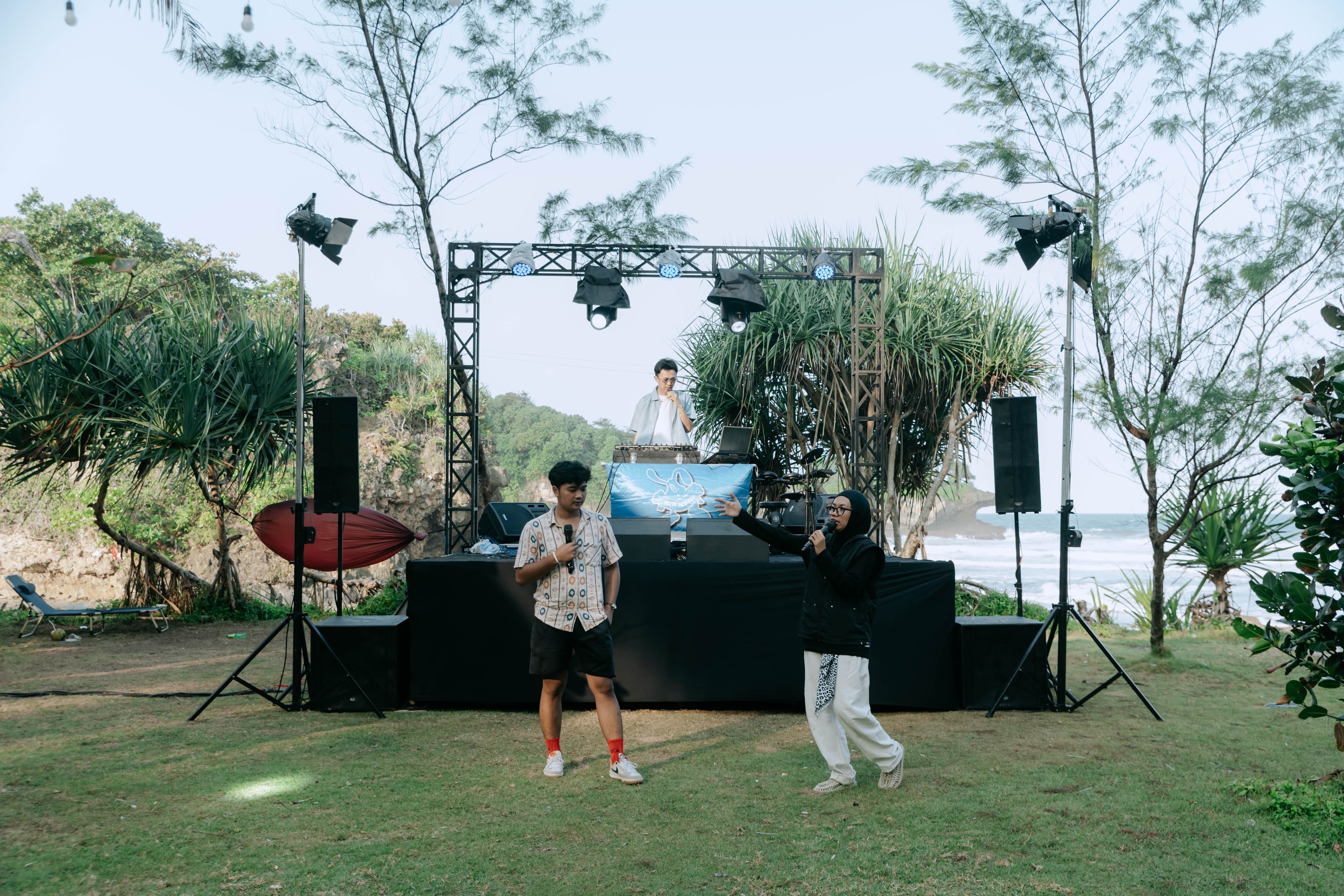 Vibes Madasari